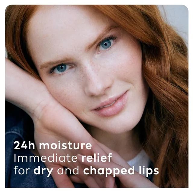 Labello Vitamin E Med Repair SPF 15 Lip Balm 3 Labello Vitamin E Med Repair SPF 15 Lip Balm - Image 3